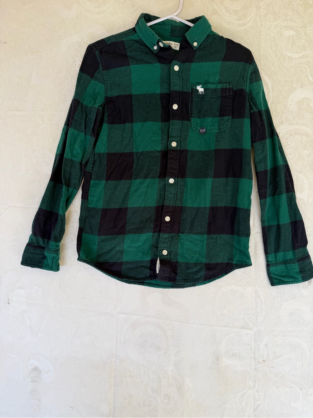 abercrombie kids Green & Black Plaid Button-Down Shirt